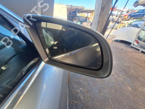 right-mirror-audi-a4-b7-8ec-2004-2005-2006-2007-2008-2009-38169995 main image