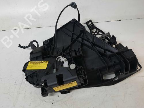 Used Front right lock MAZDA 3 Saloon (BK) [1999-2009]  10772447