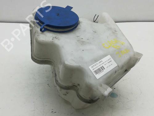 Used Windscreen washer tank MERCEDES-BENZ B-CLASS Sports Tourer (W245) B 180 CDI (245.207) (109 hp) 7416654