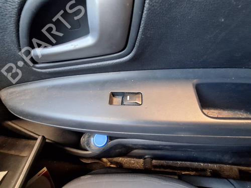 Used Right front window switch Right front window switch 39185412 39185412