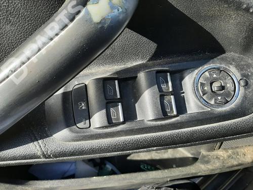 Used Left front window switch Left front window switch FORD MONDEO IV (BA7) 2.0 TDCi (140 hp) 9458450 9458450