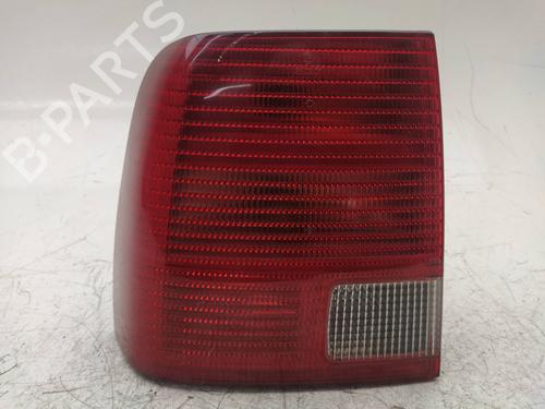 Used Left taillight VW PASSAT B5 Variant (3B5) 1.9 TDI (110 hp) 9741640