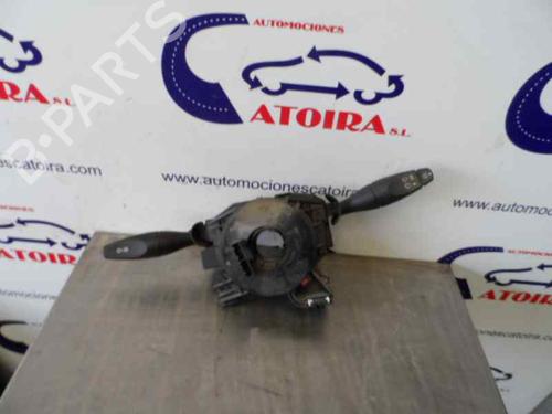 Used Headlight switch FORD FOCUS I (DAW, DBW) [1998-2009]  1322721