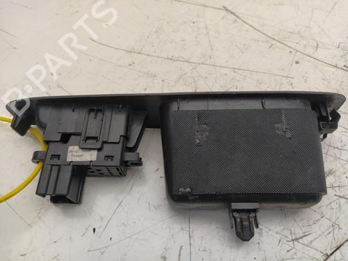 Right rear window switch NISSAN QASHQAI / QASHQAI +2 I (J10, NJ10, JJ10E) 2.0 dCi | BP14982275I28 