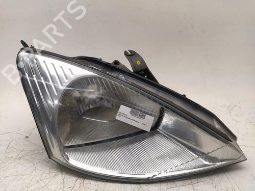Used Right headlight FORD FOCUS I (DAW, DBW) 1.6 16V (100 hp) 22562423