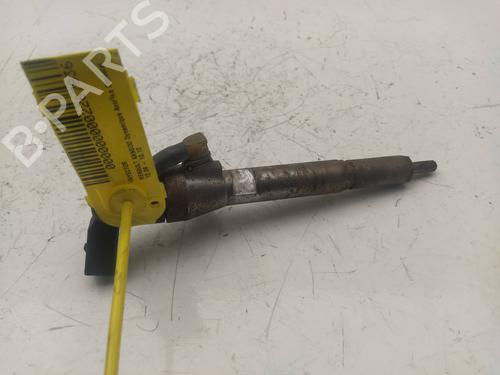 Used Injector RENAULT KANGOO / GRAND KANGOO II (KW0/1_) 1.5 dCi (106 hp) 15011613