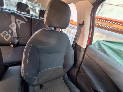 Left front seat CITROËN C3 II (SC_) | BP37234404C15 - Image 3