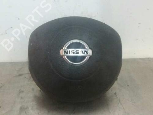 Used Driver airbag NISSAN MICRA III (K12) 1.2 16V (65 hp) 577108