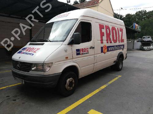 Front wiper motor MERCEDES-BENZ SPRINTER 4-t Van (B904) 412 D 4x4 | BP2284724M29 