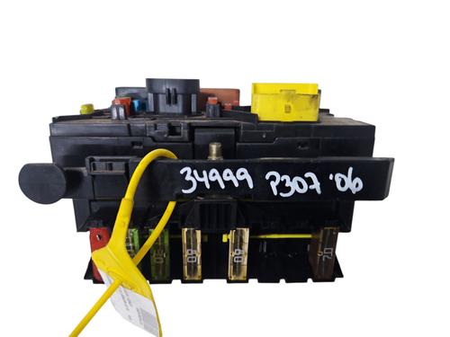 Used Fuse box Fuse box PEUGEOT 307 SW (3H) [2002-2009] 35785188 35785188