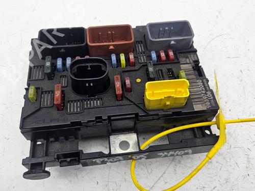 Zekeringkast PEUGEOT 307 Break (3E) 1.6 HDi 110 (109 hp) 30681572