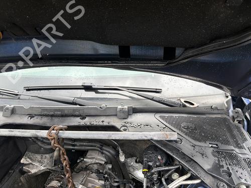 front-windshield-wiper-arm-jaguar-xe-x760-2015-37424126 main image