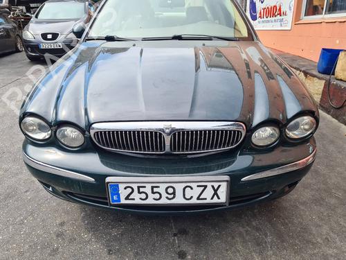Atrapa chłodnicy / Grill JAGUAR X-TYPE I (X400) 2.0 D 1X435510AH |
