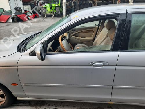 Used Left front door JAGUAR S-TYPE II (X200) 3.0 V6 (238 hp) 11029459