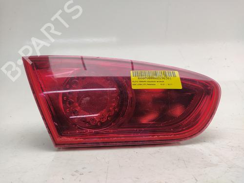 Used Left tailgate light SEAT LEON (1P1) 1.4 TSI (125 hp) 16043335