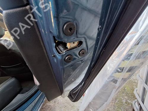rear-right-lock-renault-megane-iv-hatchback-b9amn_-2015-39185267 main image