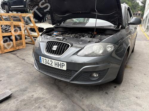 Used Front bumper Front bumper 37171104 37171104