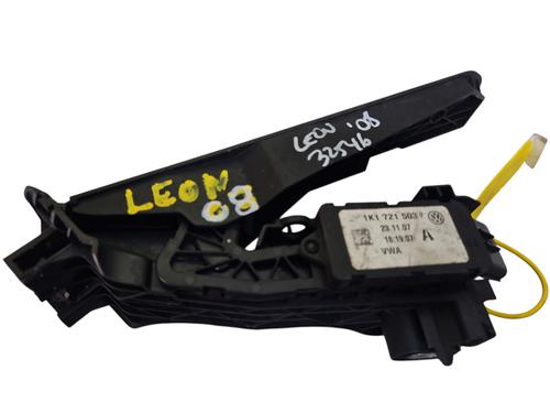 pedal-seat-leon-1p1-2005-2006-2007-2008-2009-2010-2011-2012-2013-37641871 main image