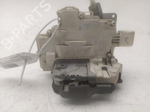 Serratura posteriore destra AUDI A4 B7 (8EC) 2.0 TDI 16V (140 hp) 8E0839016AA |