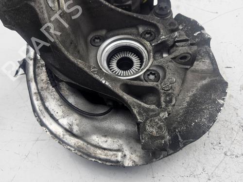 Venstre Styrespindel Lejehus BMW 1 (F40) 118 d (150 hp) 32080646