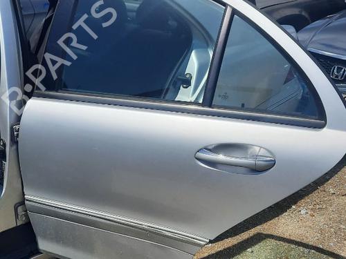 Used Left rear door MERCEDES-BENZ C-CLASS (W203) [2000-2007]  25438037