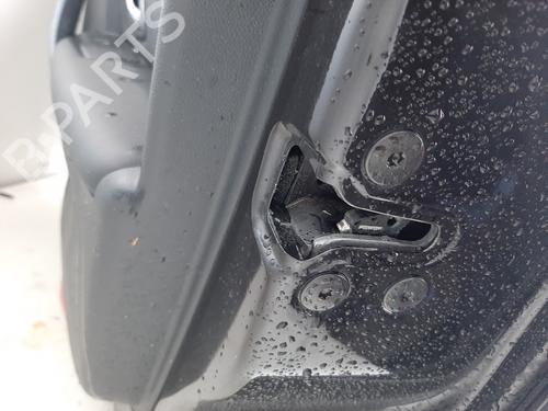 Used Front right lock RENAULT LAGUNA II (BG0/1_) [2001-2007]  22035293