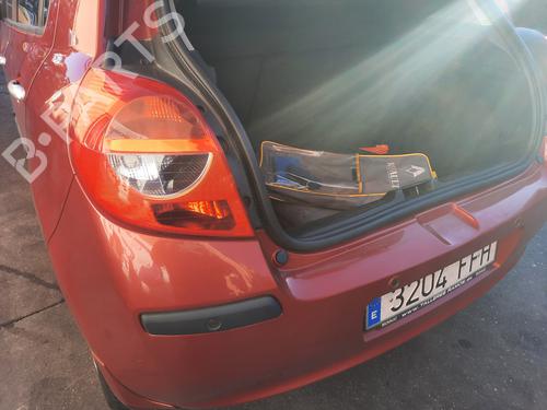 Left taillight RENAULT CLIO III (BR0/1, CR0/1) 1.5 dCi (C/BR0G, C/BR1G) (68 hp) 9070859