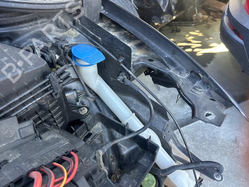 Used Windscreen washer tank SEAT IBIZA IV (6J5, 6P1) [2008-2017]  28112087