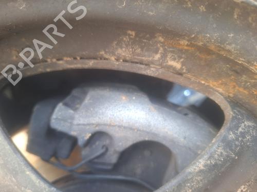 Used Right front brake caliper Right front brake caliper 37149479 37149479