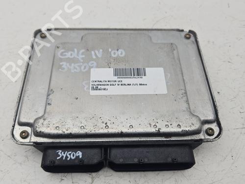 Used Engine control unit (ECU) Engine control unit (ECU) 31638481 31638481