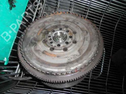 Used Flywheel MERCEDES-BENZ VITO Van (W638) 110 CDI 2.2 (638.094) (102 hp) 14065597