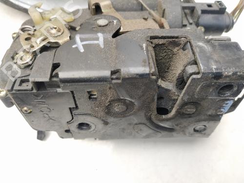 Used Front left lock VW GOLF IV (1J1) [1997-2008]  21681974