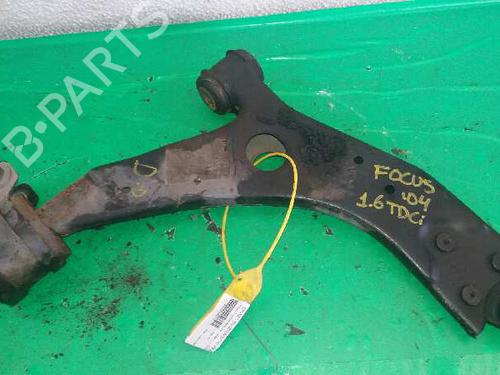 Braccio di sospensione anteriore destra FORD FOCUS II (DA_, HCP, DP) 1.6 TDCi (109 hp) 4M513A423AF | 4M513A423AF |