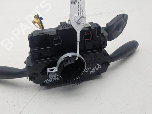 Commutateur PEUGEOT 206 CC (2D) 1.6 16V (2DNFUF, 2DNFUR) (109 hp) 29850770
