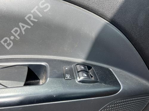Used Left front window switch FIAT DOBLO Cargo (263_) 1.6 D Multijet (263ZXE1B, 263ZXS1B, 263ZXY1B, 263WXE1B,... (100 hp) 28296537