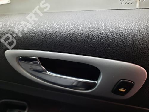 Used Left rear window switch Left rear window switch PEUGEOT 307 SW (3H) 2.0 HDi 135 (136 hp) 10646117 10646117