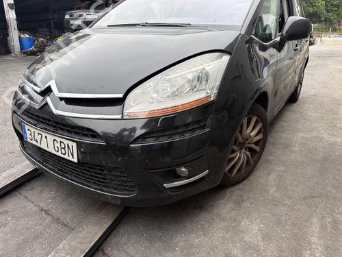 Used Front bumper Front bumper 37171143 37171143