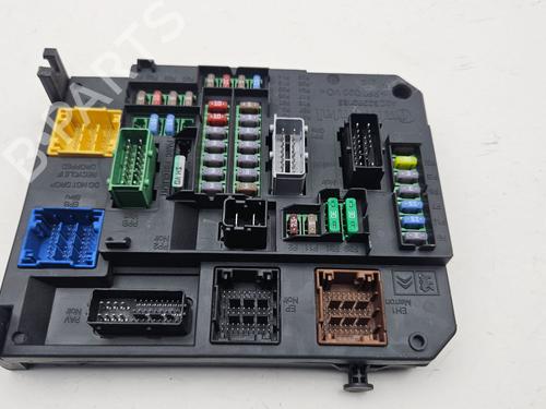 Fuse box PEUGEOT 308 II (LB_, LP_, LW_, LH_, L3_)  | BP28035315E1 