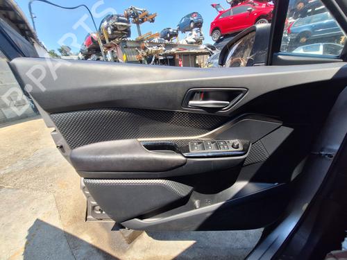 front-left-panel-toyota-c-hr-_x1_-2016-37995298 main image