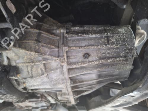 Used Gearbox HYUNDAI SANTA FÉ I (SM) 2.0 CRDi (113 hp) 23096945