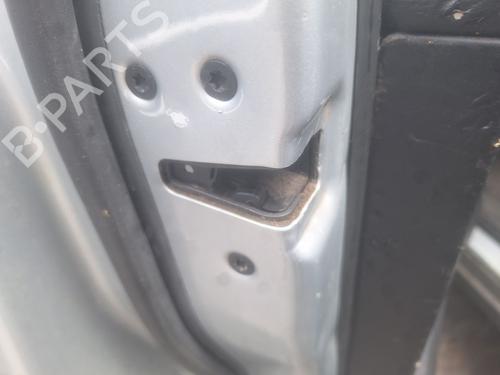 front-left-lock-land-rover-discovery-iii-l319-2004-2005-2006-2007-2008-2009-36383138 main image