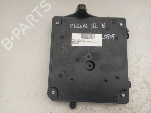 Used Electronic module RENAULT MEGANE III Grandtour (KZ0/1) [2008-2016]  19538590