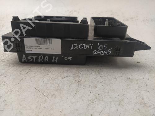 Fuse box OPEL ASTRA H (A04) 1.7 CDTI (L48) | BP3268698E1 
