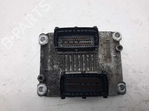 Used Engine control unit (ECU) FIAT STILO (192_) 1.4 16V (192AXH1B, 192BXH1B) (95 hp) 6953915