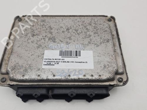 Calculateur moteur (ecu) VW GOLF V (1K1) [2003-2010]  27878230