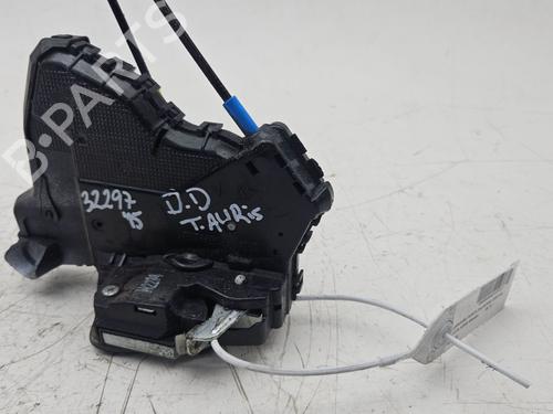 Used Front right lock TOYOTA AURIS (_E15_) 1.4 D-4D (NDE150_, NDE150R) (90 hp) 23225642