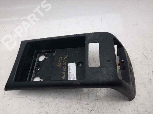 Used Armrest / Center console Armrest / Center console AUDI A6 C6 (4F2) 2.7 TDI (180 hp) 7152530 7152530