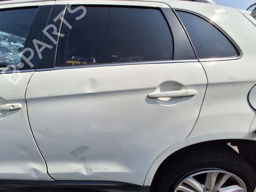 Dør venstre bak MITSUBISHI ASX (GA_W_) 1.8 DI-D 4WD (GA6W) (150 hp) 26507698