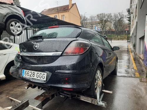 Brugte OPEL ASTRA H GTC (A04) 4530087