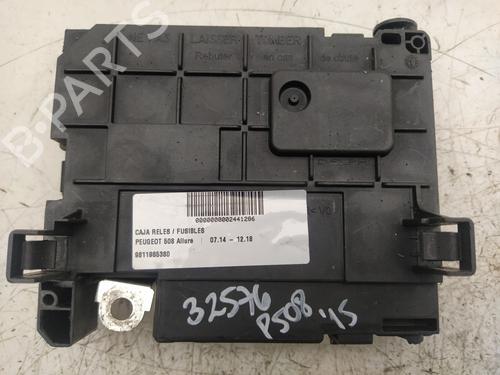 Used Fuse box PEUGEOT 508 I (8D_) 2.0 BlueHDi 150 (150 hp) 19341053
